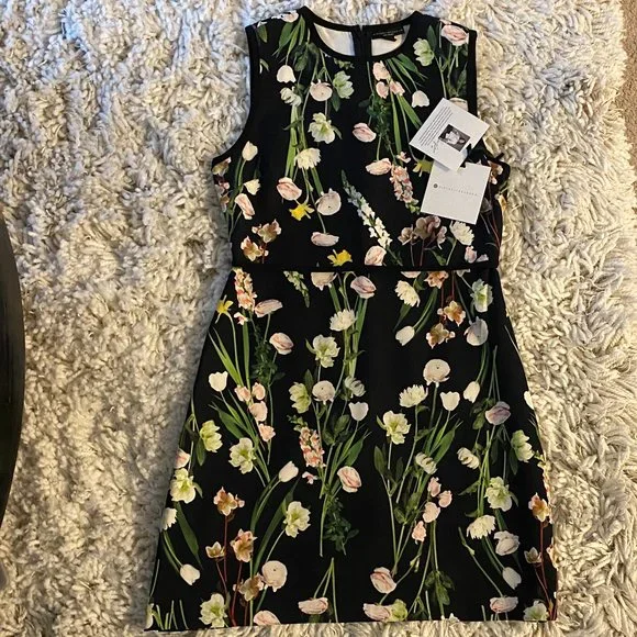 NWT Victoria Beckham x Target English Floral Dress Size Medium - New - Picture 12 of 16